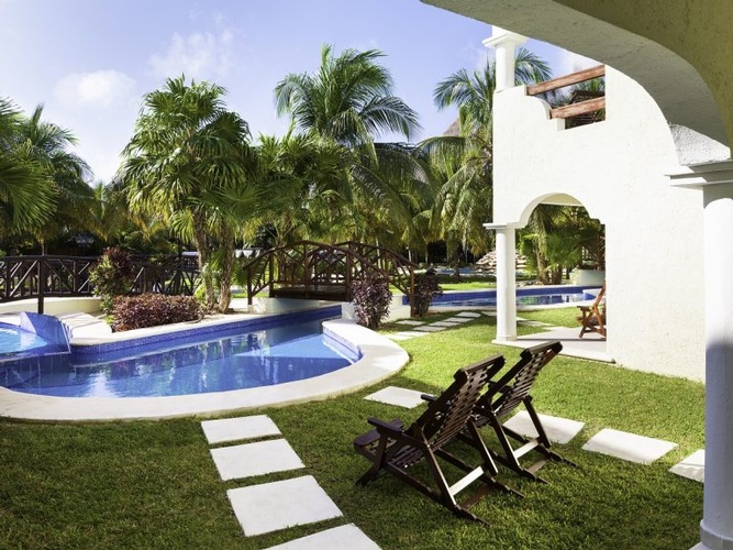 El Dorado Royale Suites  is the ideal destination for honeymoon and Destination Weddings