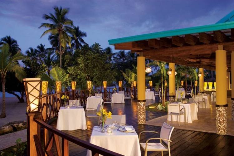 Plan your Destination Wedding or honeymoon in Dreams La Romana Resort & Spa with My Wedding Away
