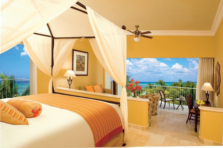 Dreams Tulum Resort & Spa  is the ideal destination for honeymoon and Destination Weddings