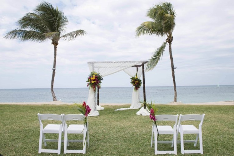 Destination Wedding, Honeymoon & Vow Renewal Packages to Hilton Rose Hall Resort & Spa