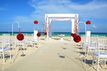 Royal Hideaway Playacar welcomes you to a beautiful paradise for your perfect destination wedding