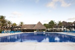 My wedding Away assist and plans a perfect memorable tropical destination wedding at Allegro Playacar Resort