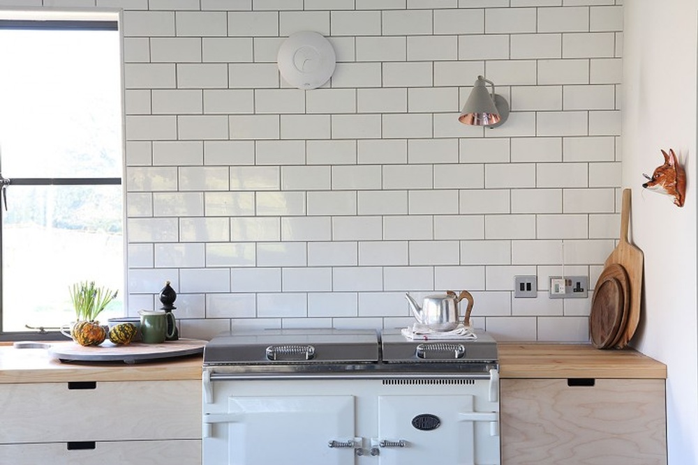 10 THINGS NOBODY TELLS YOU ABOUT SUBWAY TILE