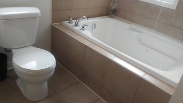 Bathtub - Deep Cleaning Services Scarborough by Fresh and Shiny 
