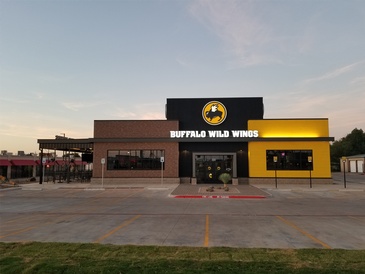 Buffalo Wild Wings Restaurant built by Construction Company Fort Worth TX