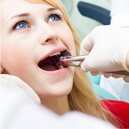 Cosmetic Dentist in Vancouver