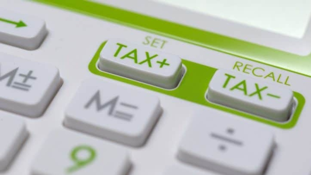 taxes-724x407