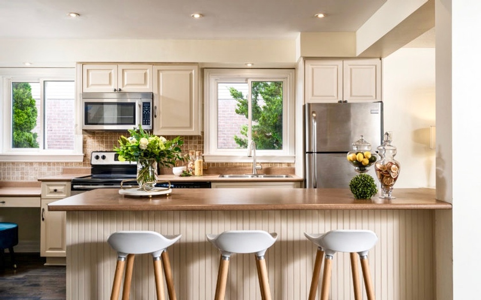 White Kitchen Counter Stools - Home Staging Ajax by Impressive Staging