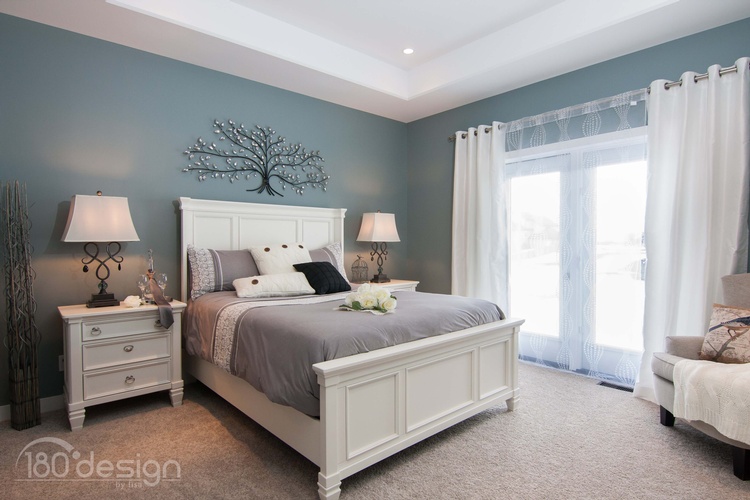 Bedroom Interior Design Steinbach by 180 Design