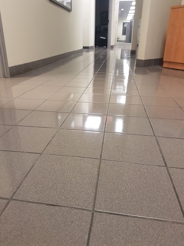 Floor Cleaning Aurora- Xtremee Cleaning Services Inc.