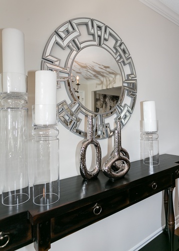 Decorative Accents on Console Table - Interior Design Toronto by BEAULIEU DESIGN