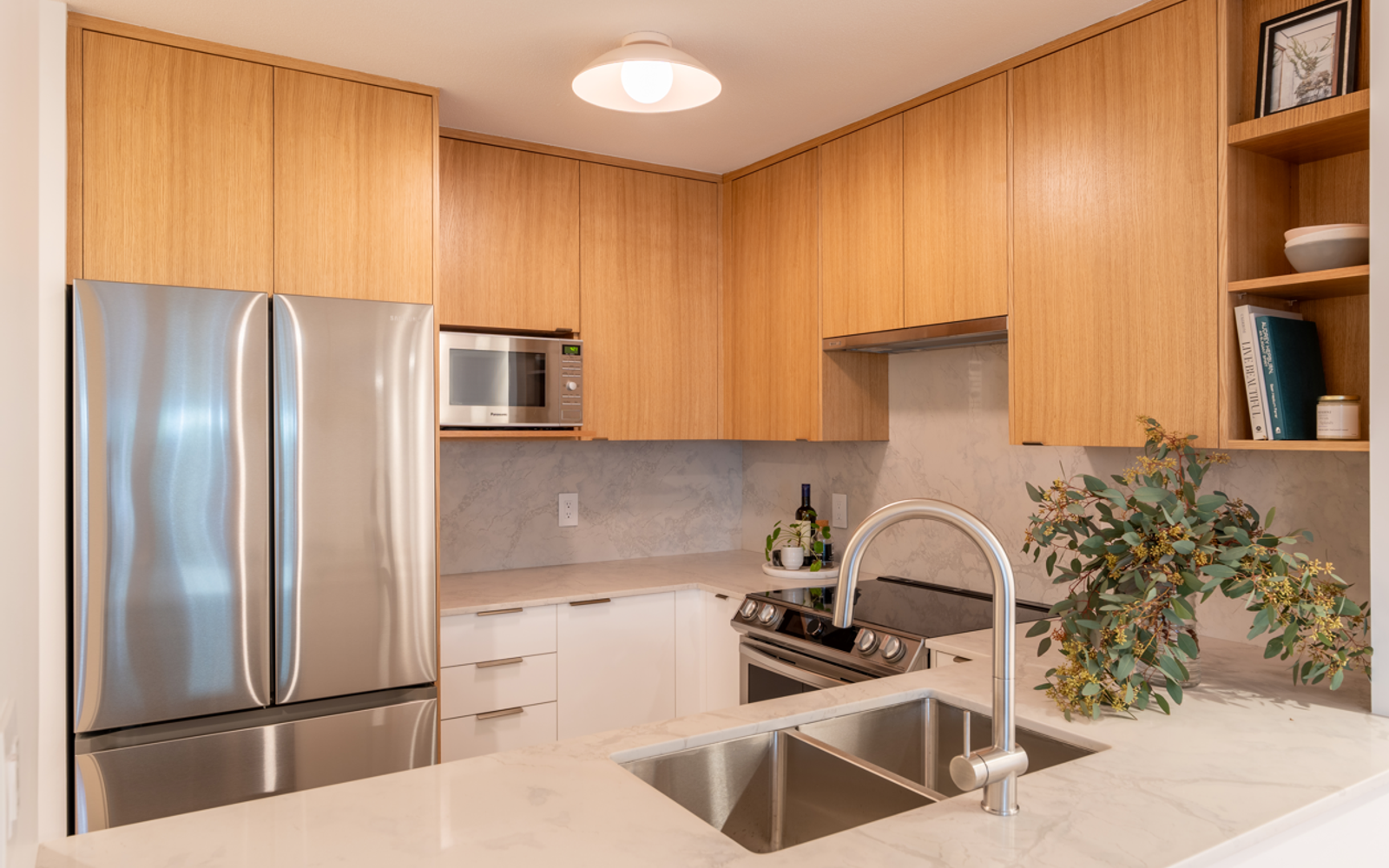 E 19th Kitchen