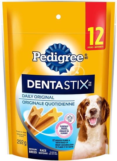 PEDIGREE DENTASTIX Oral Care Dog Treats for Medium Dogs - Original, 12 Sticks