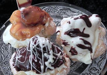 The Real Trio - Cream Puffs Vaughan at Anna Maria’s Cakes And Puffs