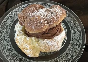 Chocolate Cocoa Cream Puff King City at Anna Maria’s Cakes And Puffs