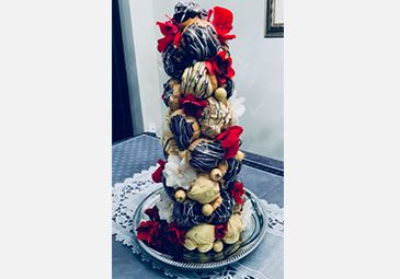 Croquembouche