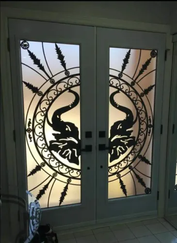 WROUGHT IRON GLASS