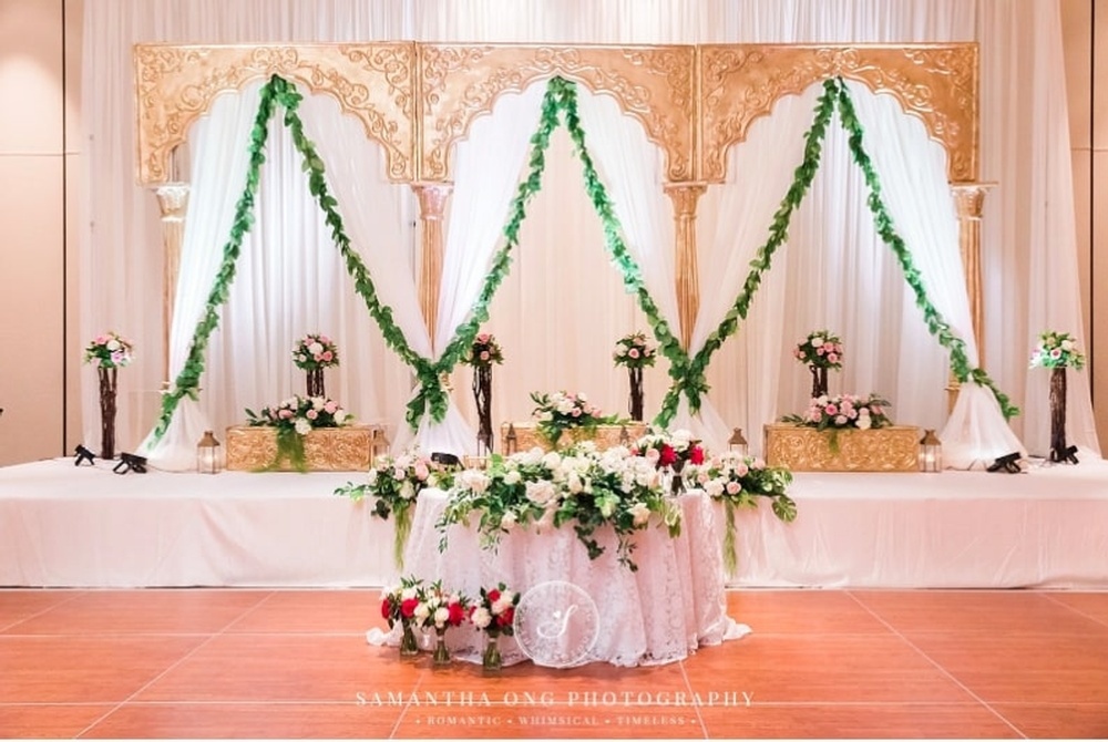 Elegant Wedding Stage Decorations Toronto by Design Mantraa-Decor  and Florals.