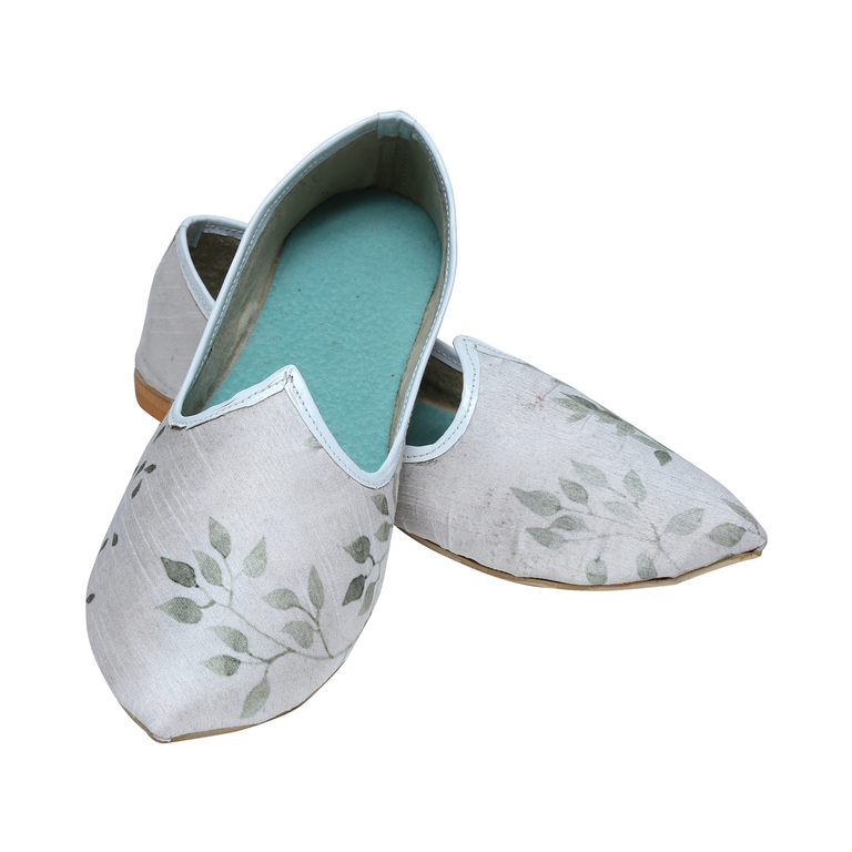 White And Green Floral Print Mojari For Men