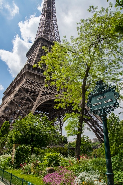 Eiffel Tower Captured by Travel Photographer - Matt Tibbo