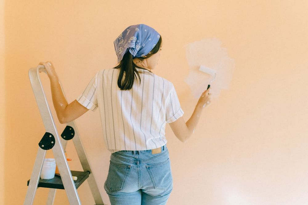 When to Repaint_Timing Strategies for Long-Term Rentals .jpg