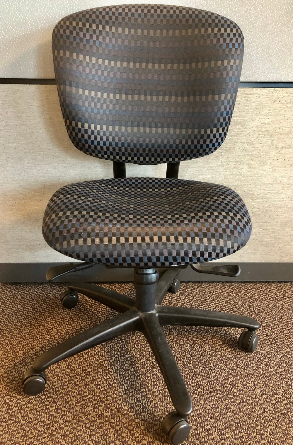 Eau Claire Business Interiors, Products, Used Chairs - Task Chairs