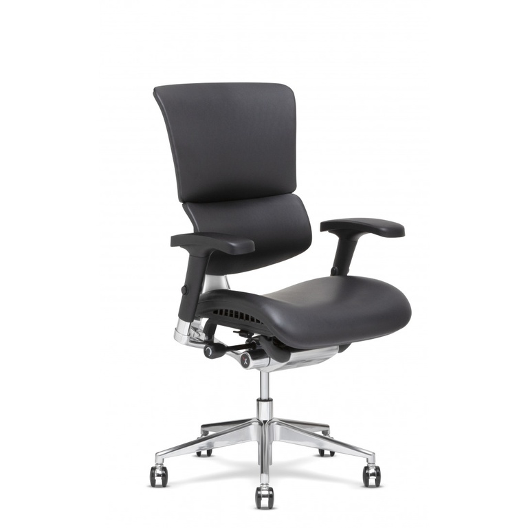 2020_xchair_x4_black_leather_noheadrest_nohmt_02_front_right_r1_3500px_1_1