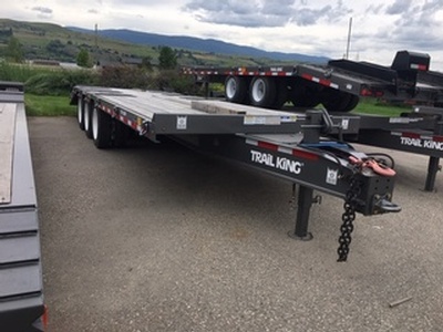 TRAIL KING tri axle beavertail trailer TK50 with 22.5 tires (SOLD)