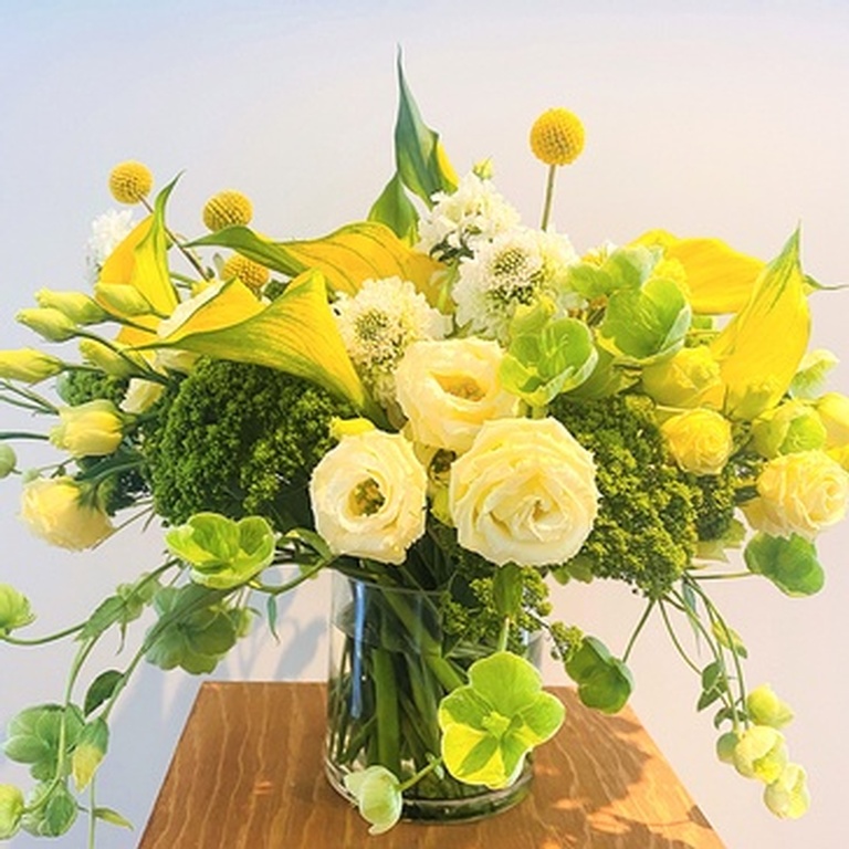 Garden Topsoil Arrangement - Floral Designer in Brossard QC at YnV Lifestyle Inc.