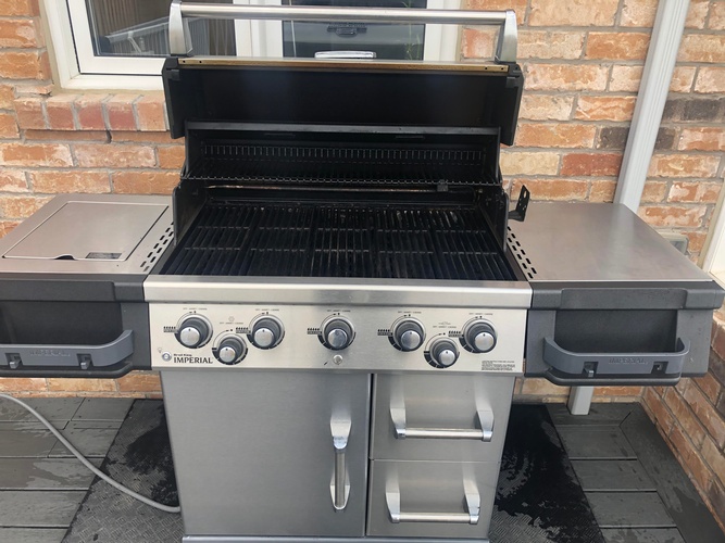 Gas BBQ Grill - Richmond Hill BBQ Cleaning Services by Nitra Systems