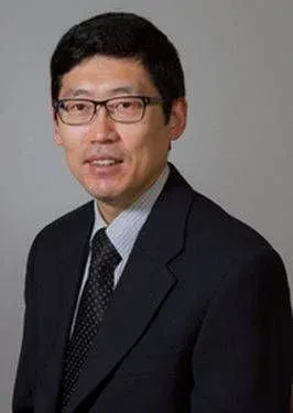Alexander Mao Optometrist London Ontario at Mao Eye Care