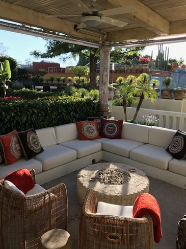 Outdoor Seating and Sofa Set - Modern Luxury Interior Designs in Chicago by Atchison Architectural Interiors