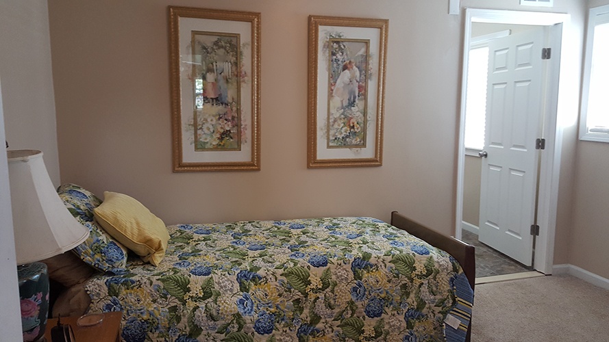 Bedroom - Senior Care Macomb County at Our Place Senior Assisted Living