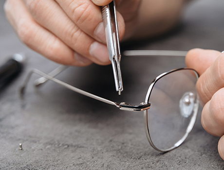 Experience Expert Eyeglass Repair Services in Huntsville, Ontario