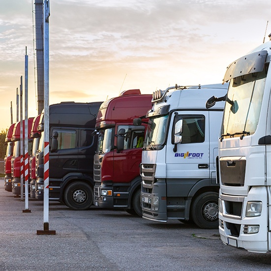 Reliable Cross-Border Trucking for Seamless International Operations