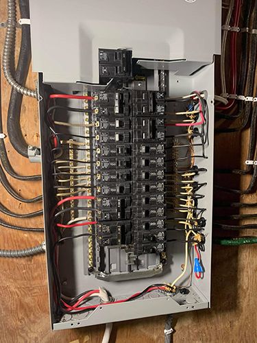 Yates Electrical Services - Home Renovation Electrical Wiring Services by Electrician in St. Thomas, ON