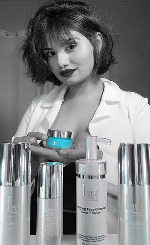 Client Testing Out Normal to Oily Skin Care Product Range by Best Luxury Skin Care Brand Laur Skin Solutions™