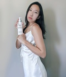 Happy Customer Reviewing Laur Skin Solutions™ Body Brightening Product - USA's  Most Luxury Skincare Brand