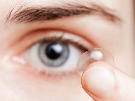 Customized Contact Lenses by Contact Lens Technicians in Penticton, BC