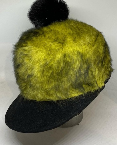 Women's vintage fur felt green and black cap