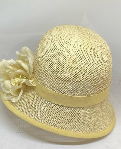 Paper straw butter yellow cloche