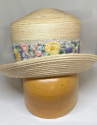 Womens Garden Party Straw Light Yellow Bucket Hat