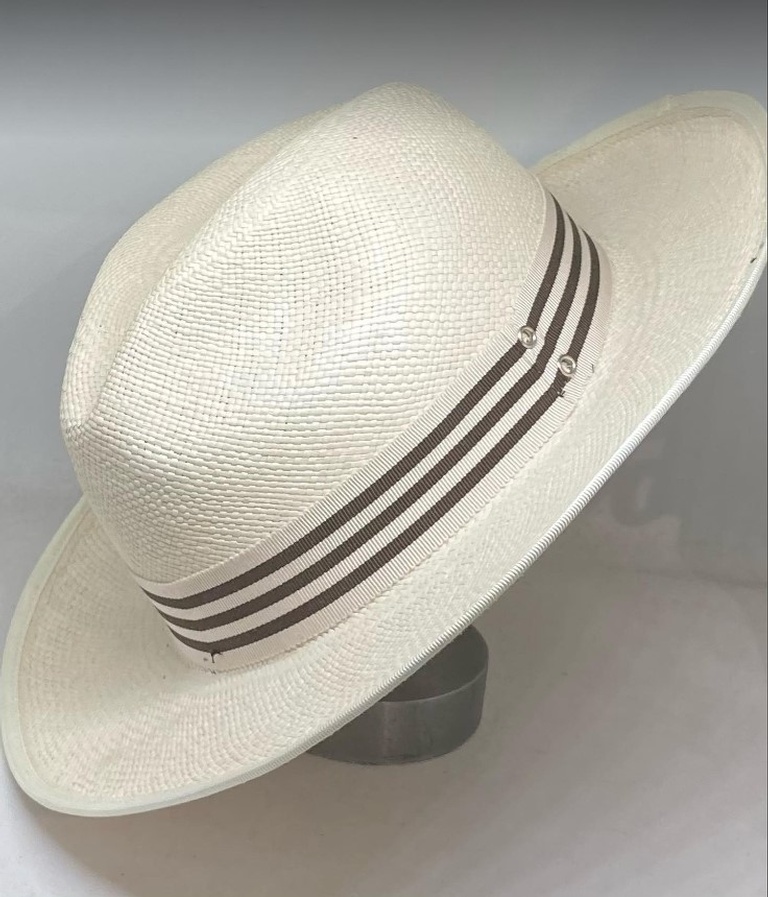 Straw white panama hat and grosgrain band