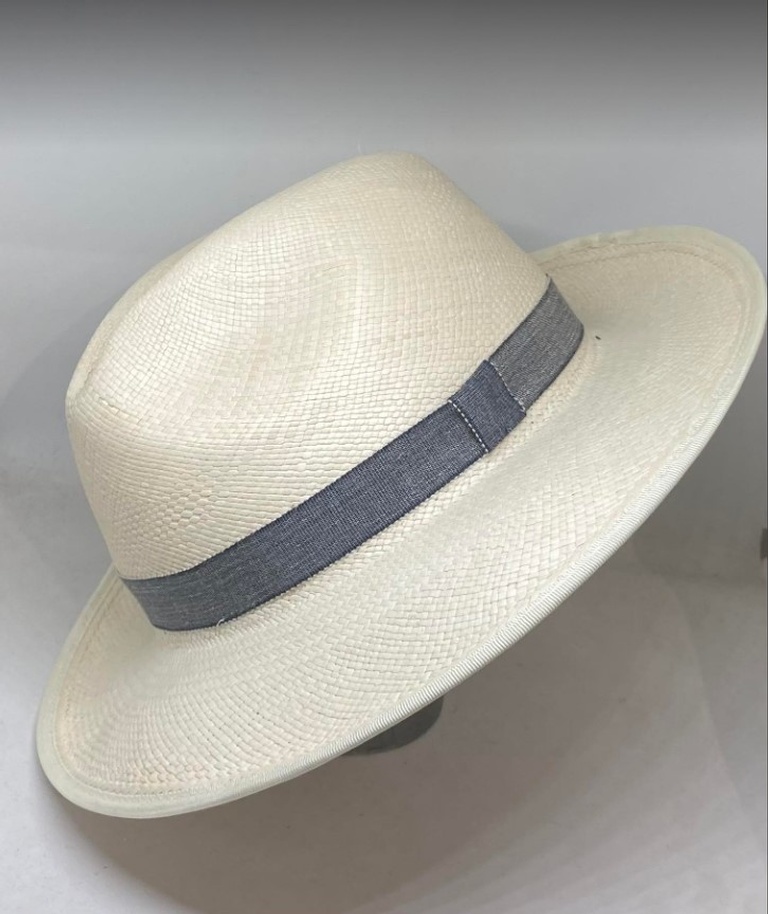 Straw white panama hat with gray grosgrain band
