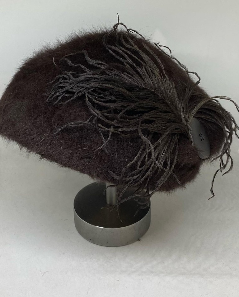 Women's Long haired fur felt Melusine brown beret