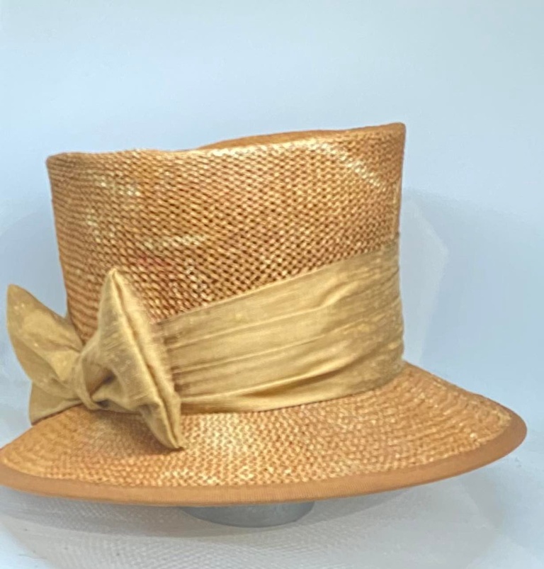 Paper straw orange bucket hat