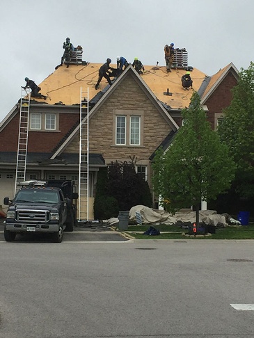 The professional roofers at Roofing Company Toronto offer top-notch roof repair services