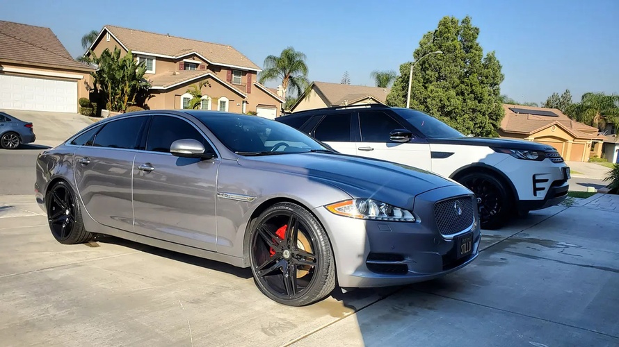 Ceramic Coating completed for Jaguar XJ by professionals of Car Passion Detailing