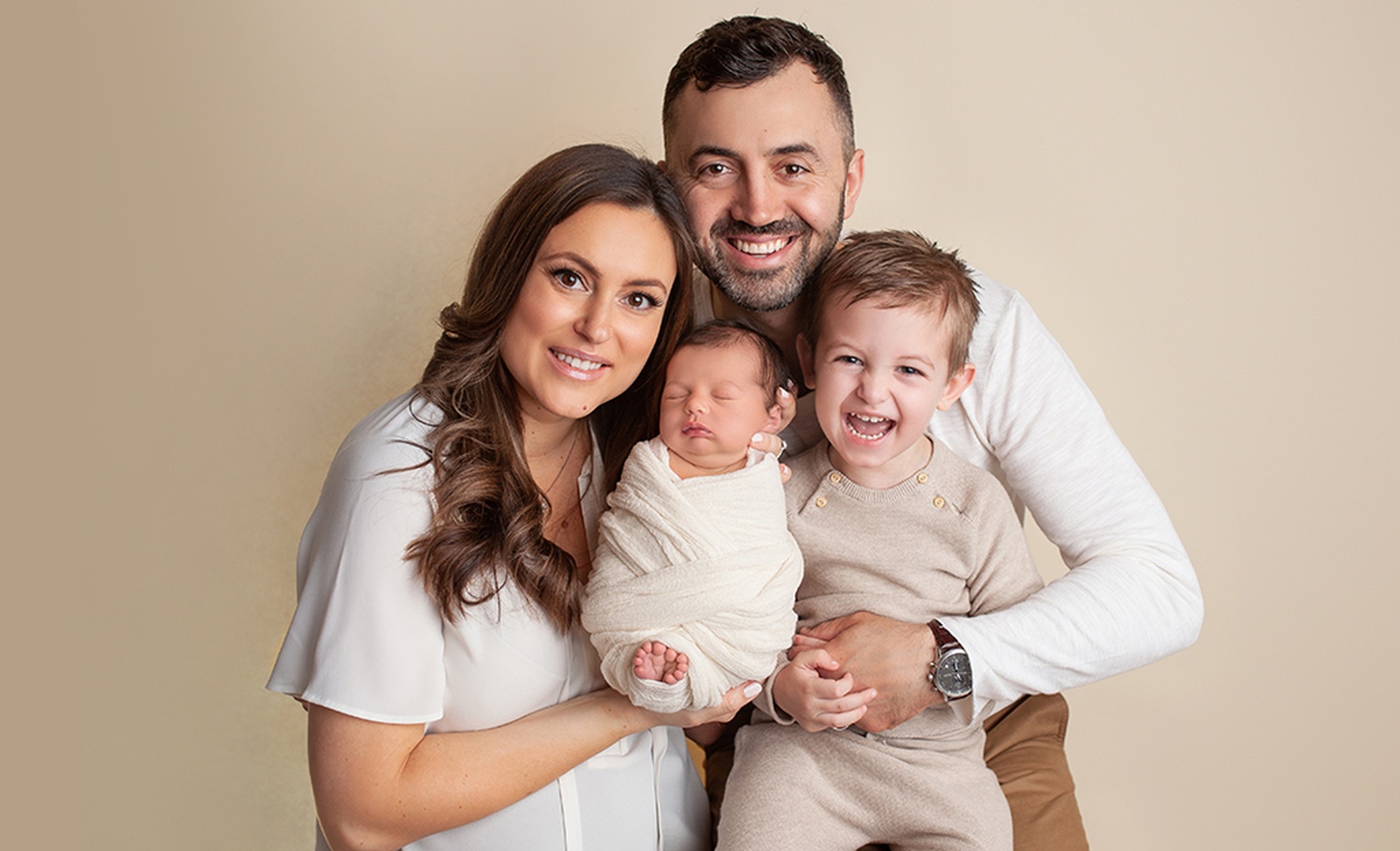 Maternity Newborn Family Portrait Photographer Burlington Ontario