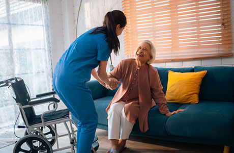 Caregiver offering Personalized Private Homecare Services in Aurora